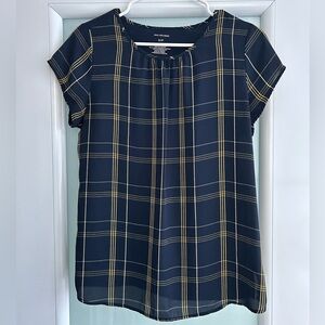Van Heusen Shirt - Navy Blue and Yellow - Size M